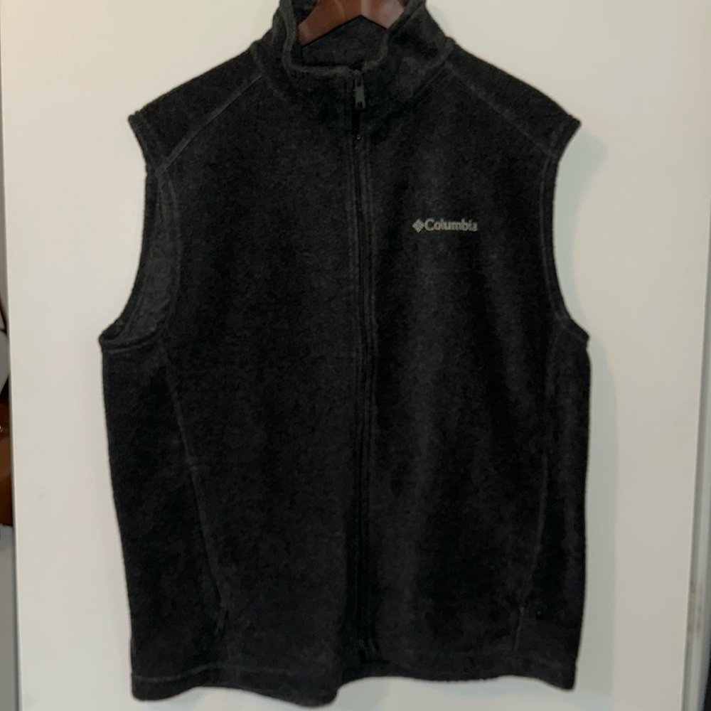 Columbia fleece vest